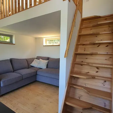 Tiny House Wood Cabin With Hot Tub & Amazing Views * Ulverston